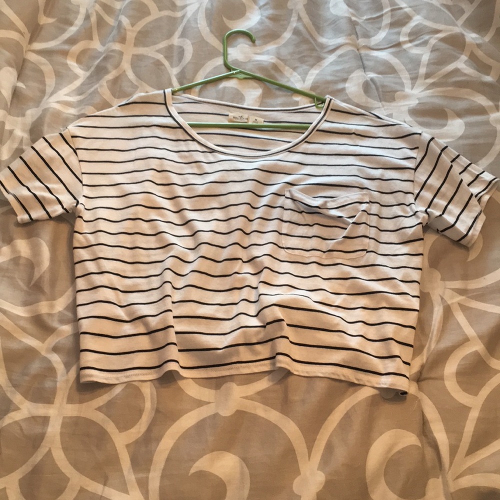 Short Sleeve Crop Top